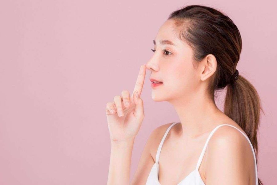 Phân biệt giữa nâng mũi bán cấu trúc và nâng mũi cấu trúc