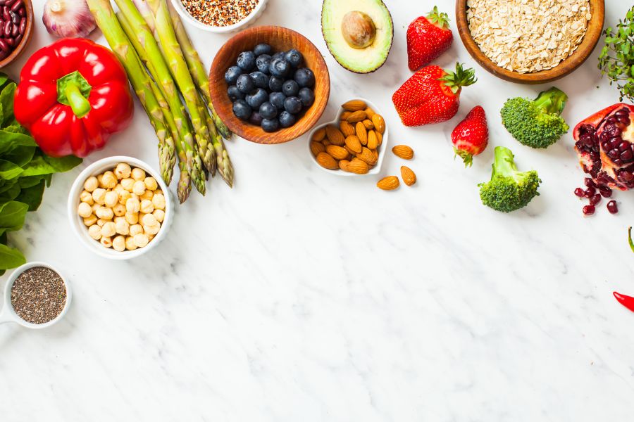 Ăn uống đầy đủ dưỡng chất để vết thương nhanh hồi phục