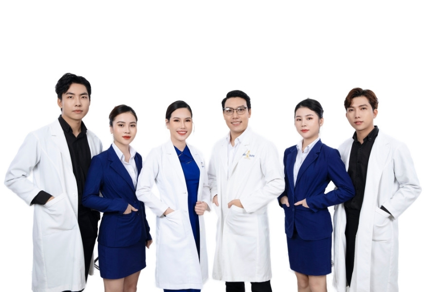 Bác sĩ tại BVTM Ngọc Dung đều là những người có trình độ chuyên môn cao, nhiều năm kinh nghiệm trong lĩnh vực thẩm mỹ