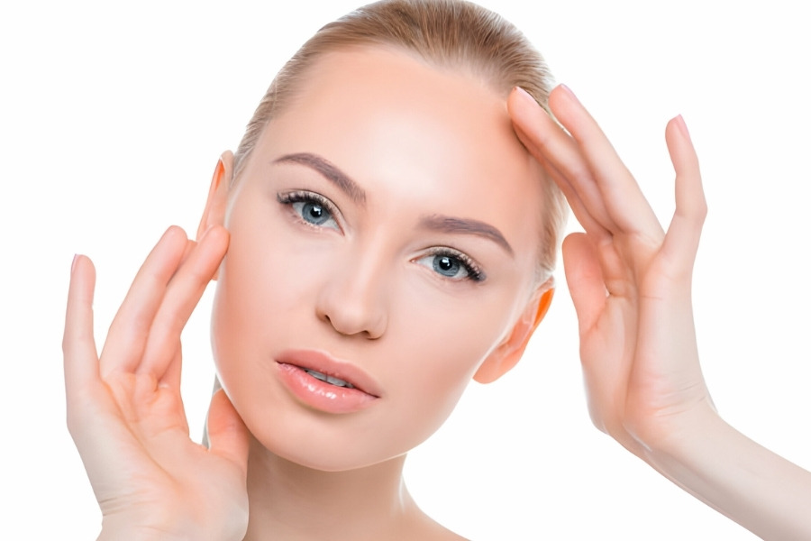 Căng da vùng thái dương là phương pháp làm đẹp nhanh chóng, an toàn và ít gây tổn thương da