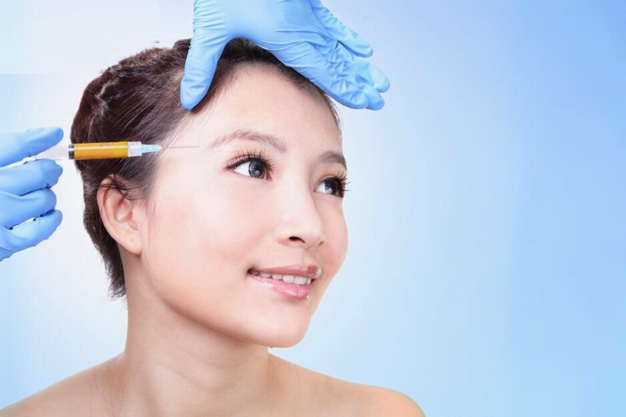 cấy mỡ làm đầy hốc mắt