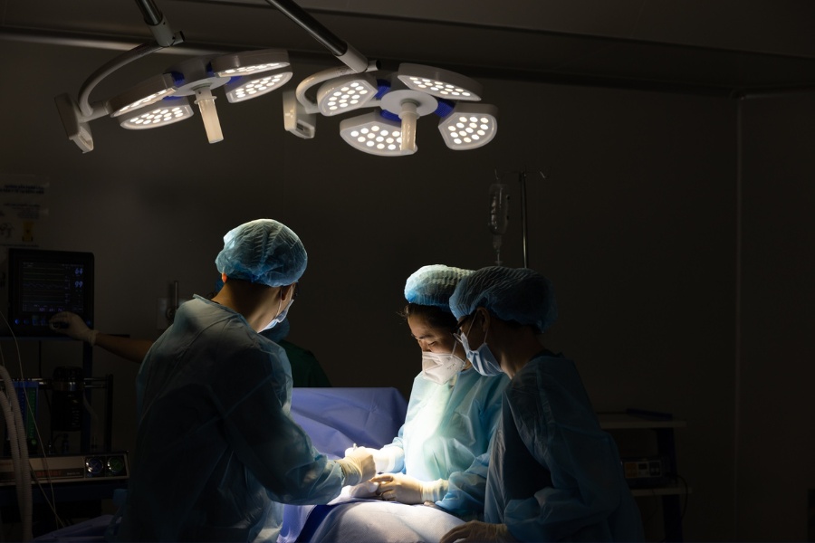 Nhấn mí ở đâu đẹp nhất, uy tín và an toàn? Đến ngay BVTM Ngọc Dung