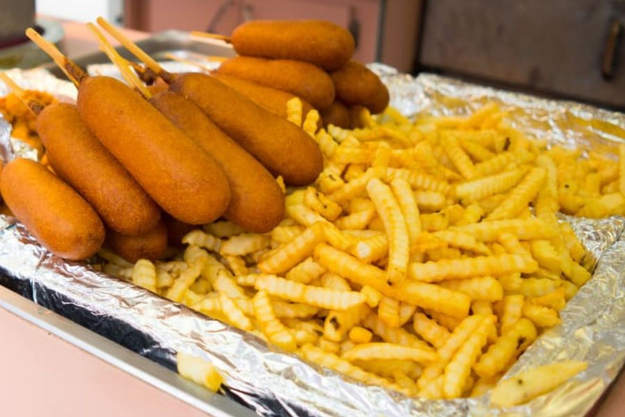 Món ăn chiên rán thường chứa nhiều chất béo và cholesterol không tốt