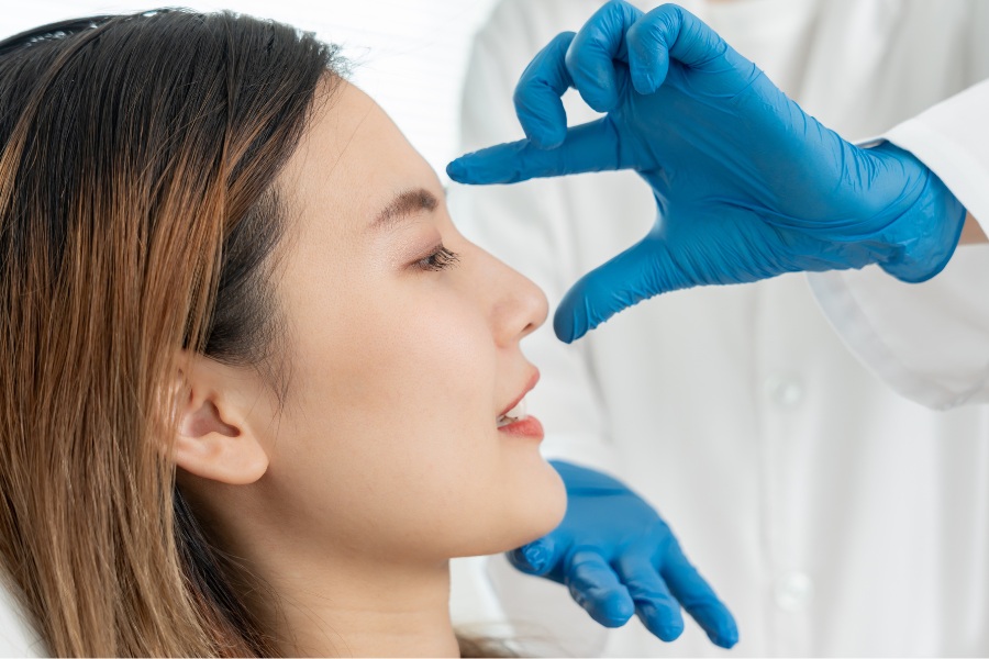 Nâng mũi S line được ưa chuộng bởi dáng mũi cao thanh thoát, hạn chế bóng đỏ đầu mũi, lộ sóng