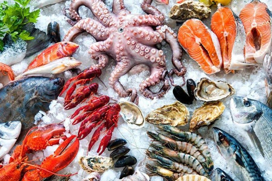 Cắt mí mắt bao lâu thì lành? Cách chăm sóc sau cắt mí 15 Hạn chế ăn hải sản sau khi cắt mí mắt