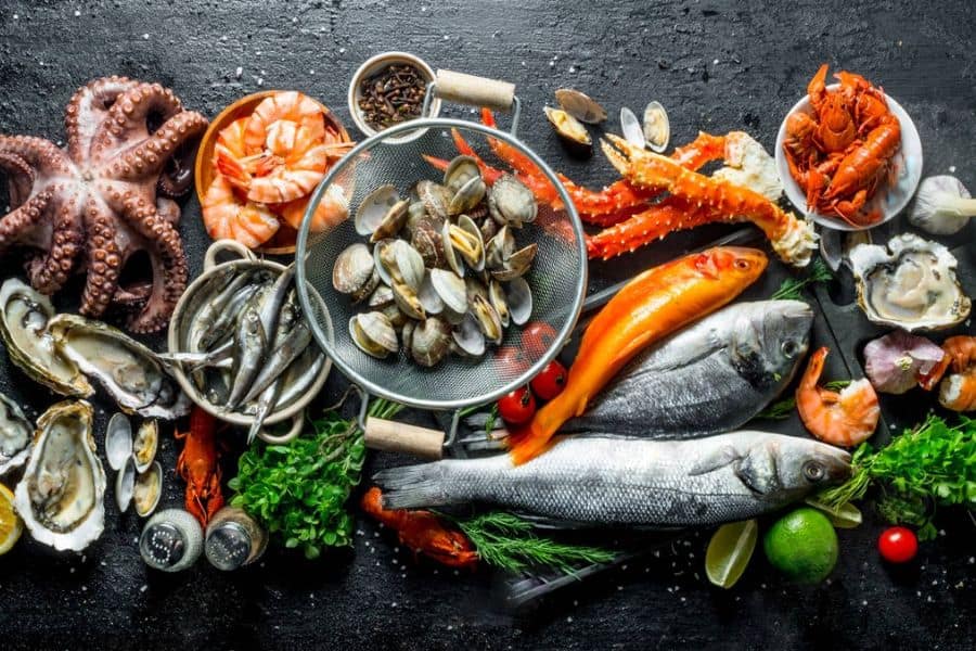 Nâng cung chân mày có để lại sẹo không? Lưu ý để tránh sẹo 14 nang cung chan may co de lai seo khong 1