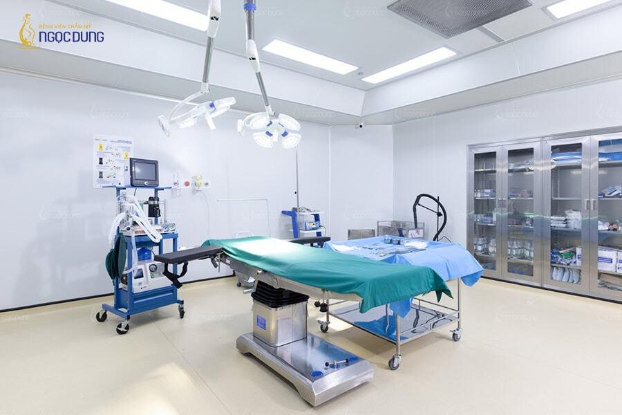 Bảng giá nâng mũi hiện nay: Các yếu tố ảnh hưởng đến chi phí 8 Môi trường phẫu thuật đảm bảo cùng không gian riêng tư tại Bệnh viện Thẩm mỹ Ngọc Dung