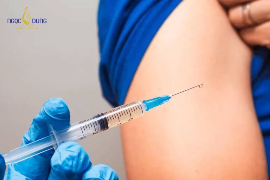 Tiêm botox thon gọn bắp tay - Những ai nên thực hiện 9 Tiêm botox để thon gọn bắp tay có thể được thực hiện trong thời gian nhanh chóng