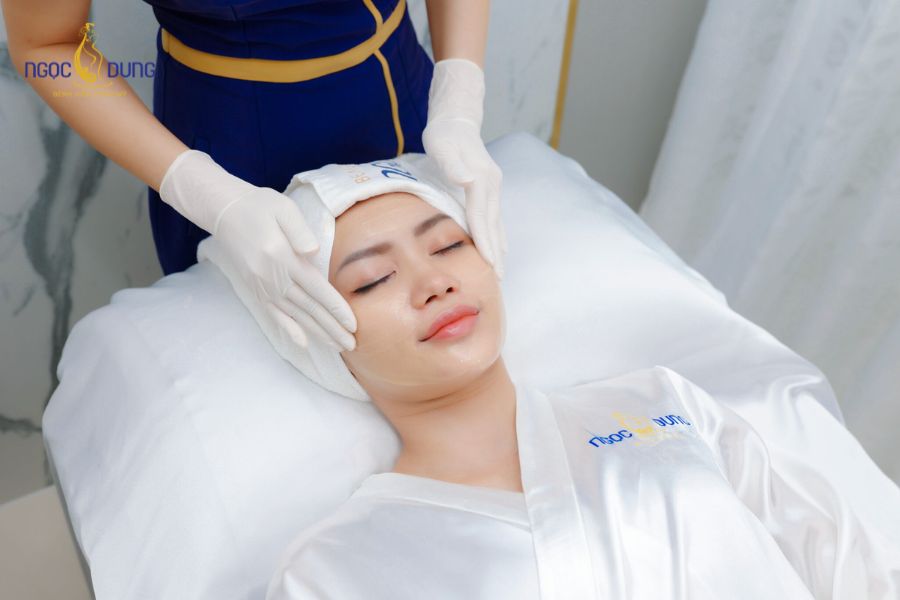 Tiêm botox gọn hàm bao lâu thì gọn? Duy trì được bao lâu 8 Lựa chọn địa chỉ thực hiện tiêm botox uy tín để đảm bảo an toàn, duy trì kết quả tối đa