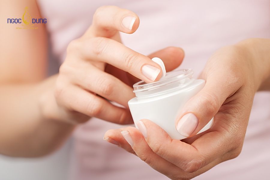 Phụ nữ đang cho con bú có tiêm meso được không? Lưu ý ngay 9 Nên sử dụng mỹ phẩm có bảng thành phần lành tính trong thời điểm sau sinh để đảm bảo cho sức khỏe của bé