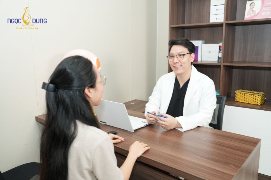 Cắt mí mắt ăn cá được không? Khi ăn cần lưu ý gì? 14 Đội ngũ bác sĩ tại Ngọc Dung không chỉ phẫu thuật khéo léo mà còn tư vấn thực đơn hậu phẫu kỹ lưỡng