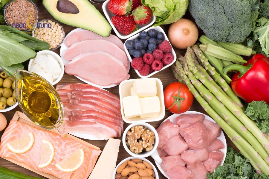 Hút mỡ đùi an toàn, hiệu quả chuẩn y khoa tại Ngọc Dung 18 Bổ sung thực phẩm giàu đạm, vitamin và uống đủ nước mỗi ngày để sức khỏe mau hồi phục
