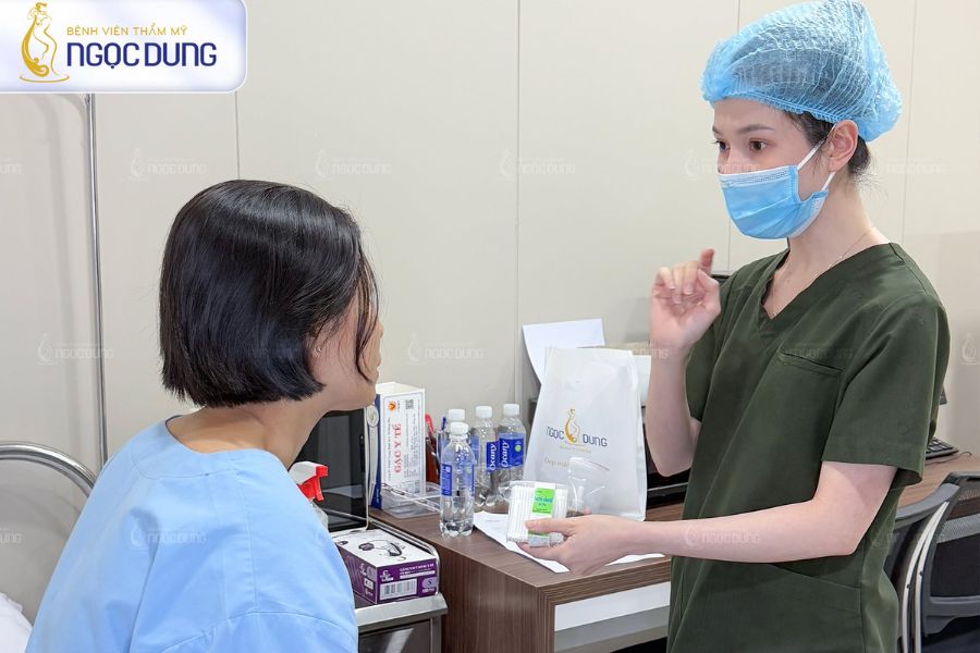 Chỉnh hình dái tai: Phương pháp, quy trình và bảng giá 11 Điều dưỡng hướng dẫn chăm sóc sau phẫu thuật tạo hình giúp mau lành