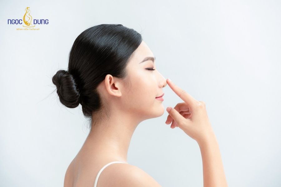 Nâng mũi thường là gì? Ưu nhược điểm và các so sánh 8 Đối tượng chỉ định phù hợp thực hiện nâng mũi thường