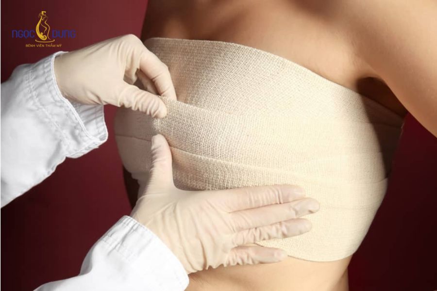 Các phương pháp nâng ngực an toàn, phổ biến nhất hiện nay 16 Hướng dẫn mặc áo định hình ngực cố định phom dáng hậu phẫu