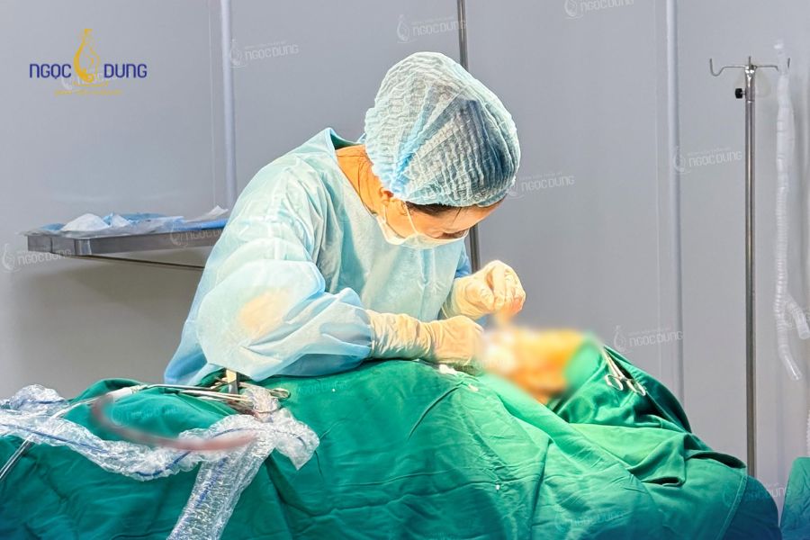 Phẫu thuật cắt sửa sẹo xấu: Các phương pháp và Quy trình 13 Phòng mổ hiện đại chuẩn vô trùng khắt khe tại Ngọc Dung