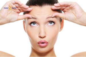 Sử dụng các loại kem dưỡng giảm nếp nhăn chuyên sâu