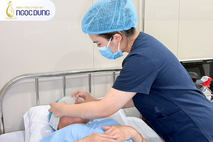 Cắt đồng điếu là gì? Chi phí, quy trình và ý nghĩa nhân tướng học 10 Trải nghiệm dịch vụ tiểu phẫu mặt chuẩn hóa y khoa tại Ngọc Dung