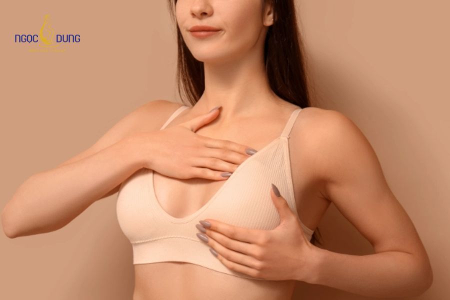 Nâng ngực bị lệch: Dấu hiệu, nguyên nhân và cách khắc phục 13 Khách hàng cần theo dõi tiến trình hồi phục của dáng ngực trong 6 tháng đầu