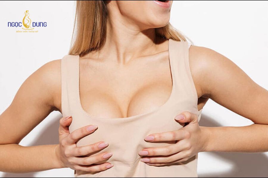 Nâng ngực size 400cc có to không? Cách chọn size chuẩn xác 12 Rủi ro biến chứng vĩnh viễn khi cố tình chọn size túi ngực quá khổ