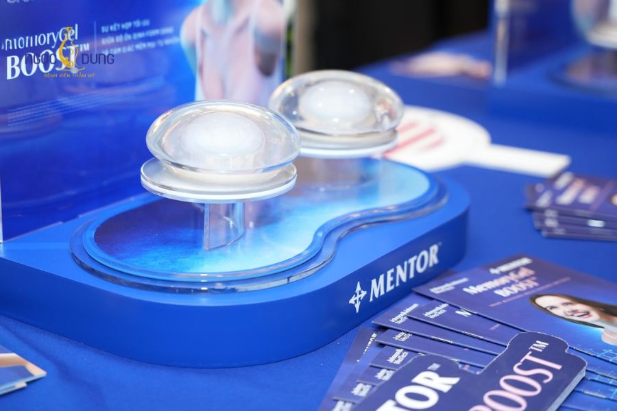Nâng ngực túi Mentor: Các loại túi, ưu nhược điểm, bảng giá 13 Thế hệ túi ngực Mentor Boost ứng dụng thiết kế True Curve bám sát khung xương lồng ngực